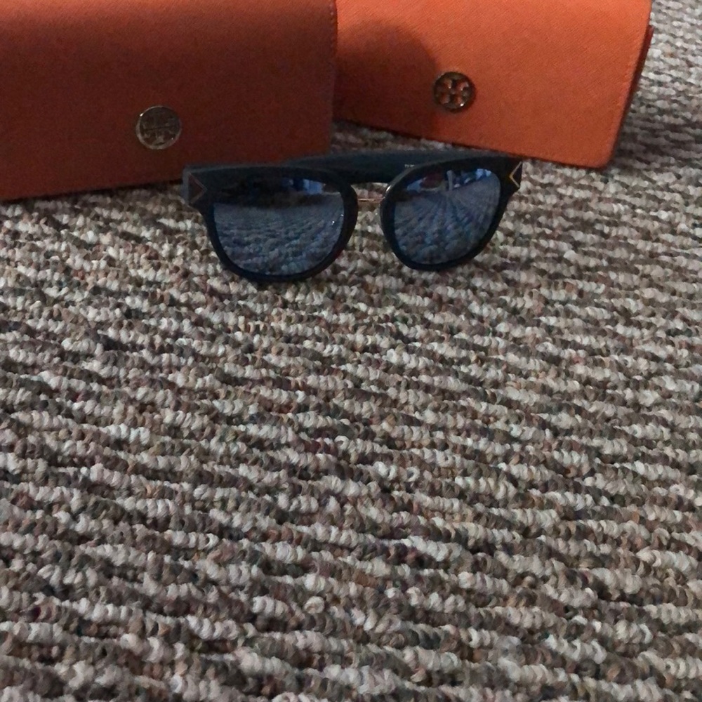 Polarized Tory Burch blue sunglasses